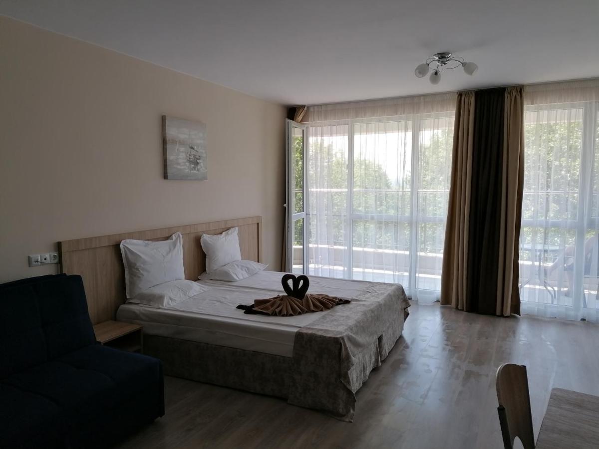 Aparthotel Apart Allure Dobi Primorsko Zewnętrze zdjęcie