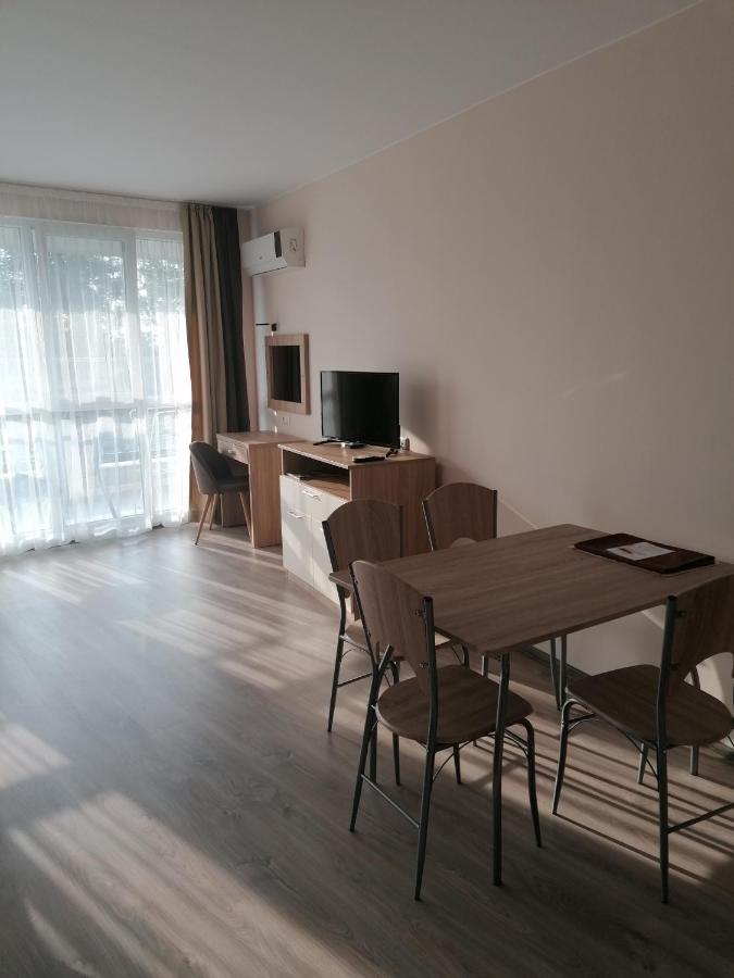 Aparthotel Apart Allure Dobi Primorsko Zewnętrze zdjęcie